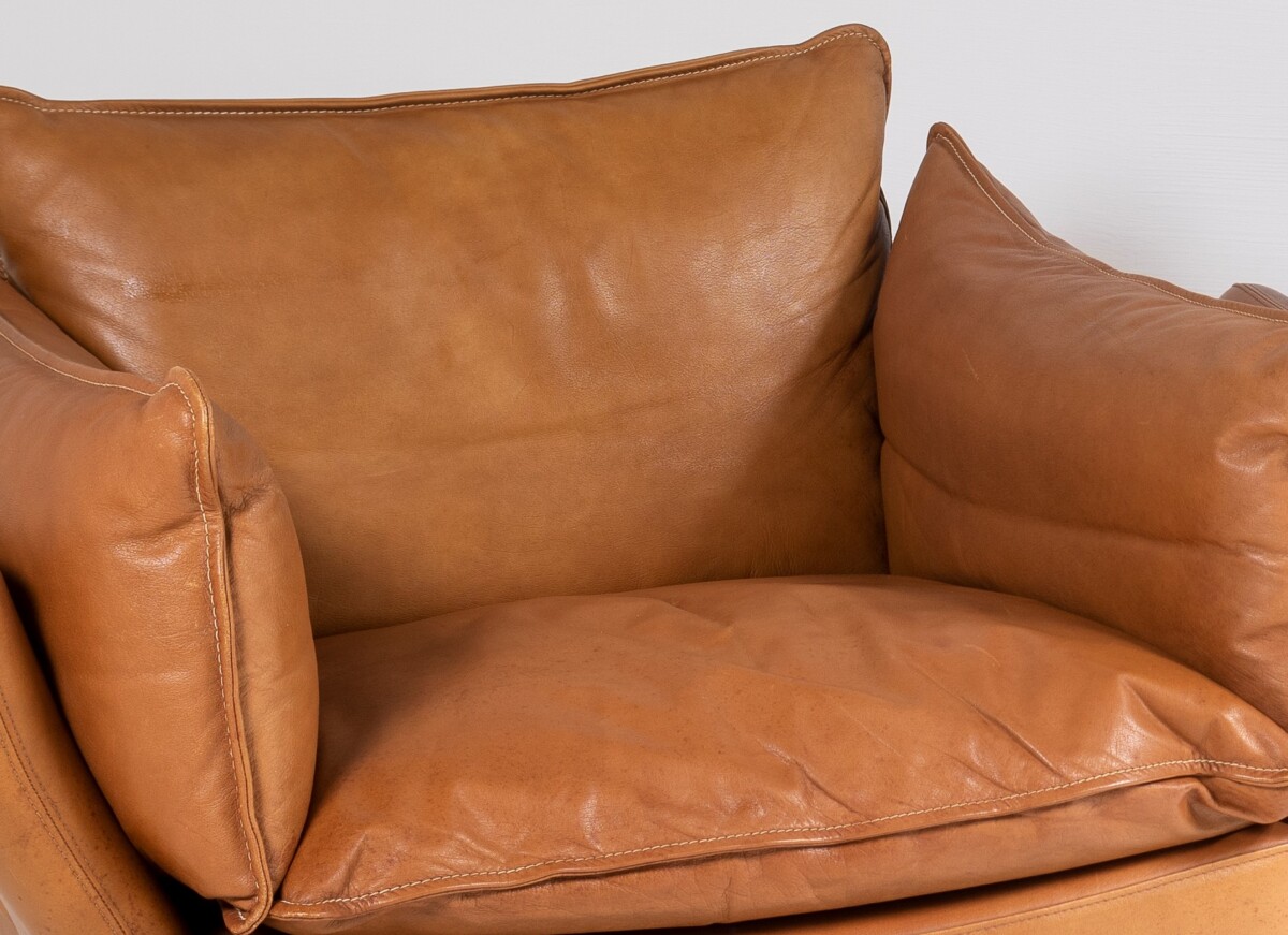 Mid-Century Modern 1980s Pair of Danish Svend Skipper Tan Leather Club Armchairs - Image 4