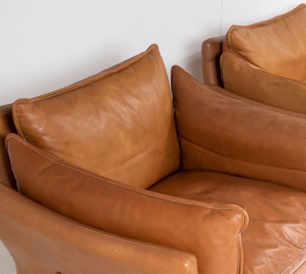 Mid-Century Modern 1980s Pair of Danish Svend Skipper Tan Leather Club Armchairs - Image 12