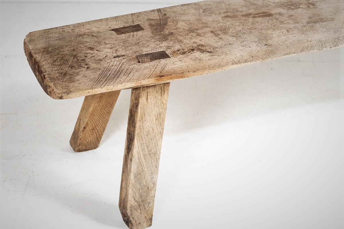 Welsh 19th Century Authentic 5ft Long Elm Pig Bench of Superb Character - Image 2