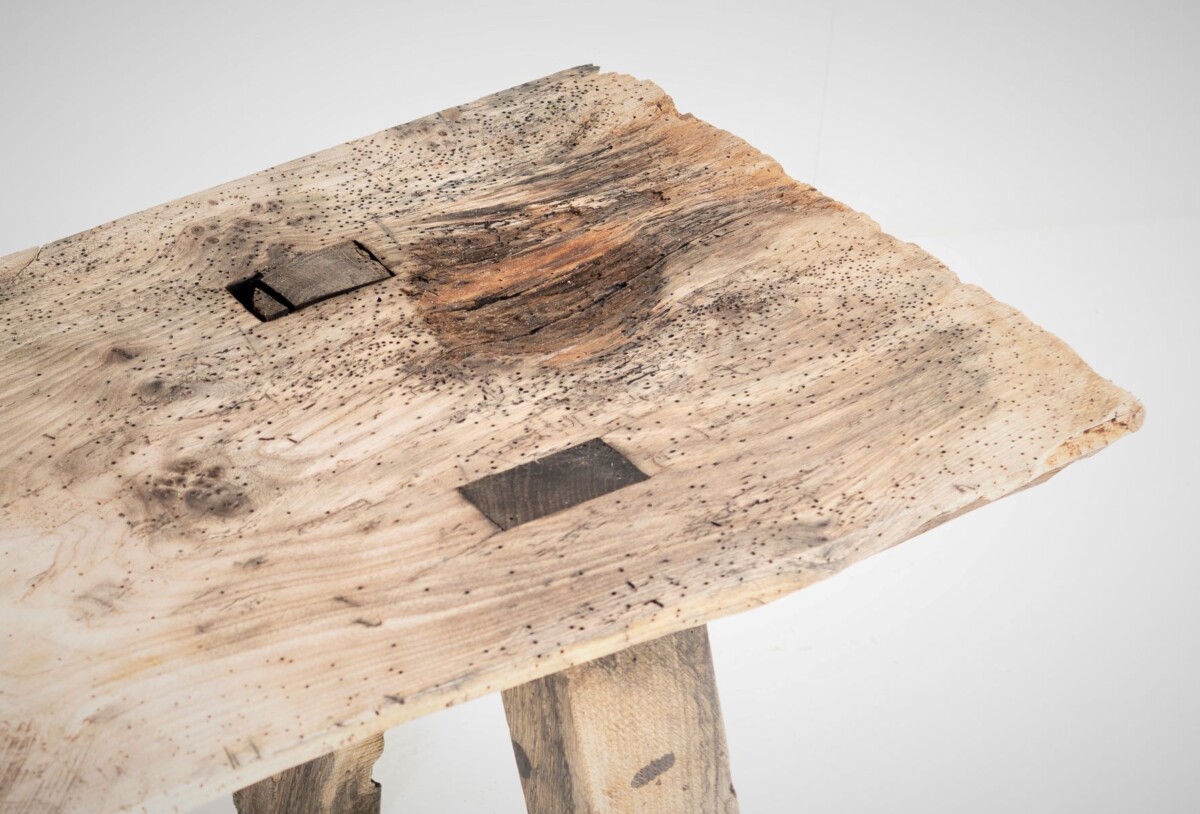 Welsh 19th Century Authentic 5ft Long Elm Pig Bench of Superb Character - Image 8
