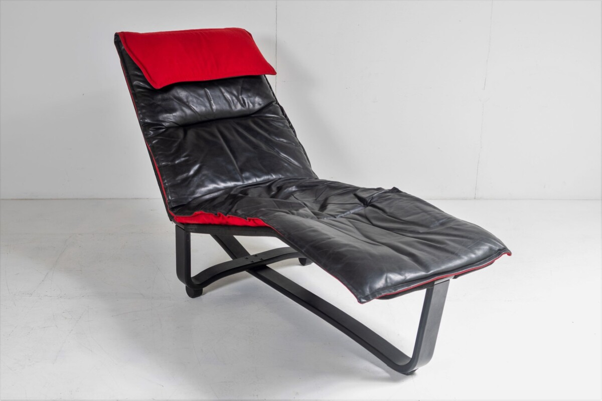 Mid Century 1970s Ingmar Relling Black Leather Reclining Chaise Lounger - Image 3