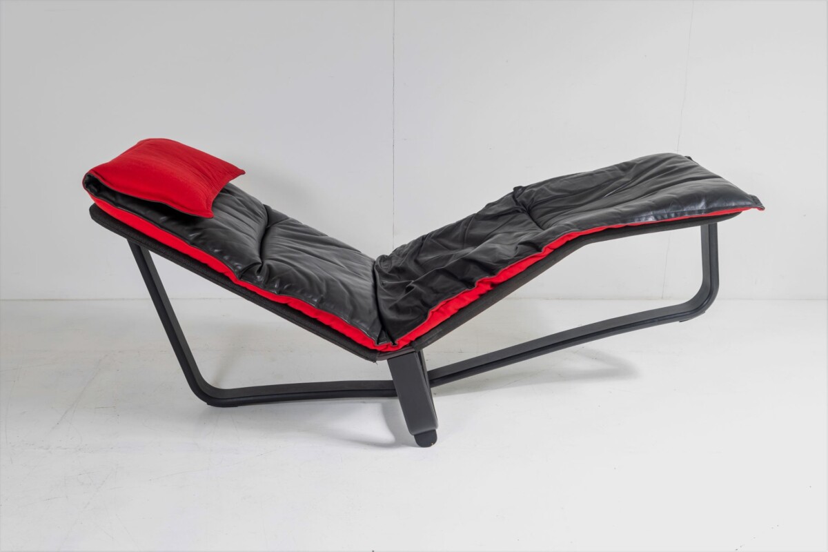 Mid Century 1970s Ingmar Relling Black Leather Reclining Chaise Lounger - Image 2