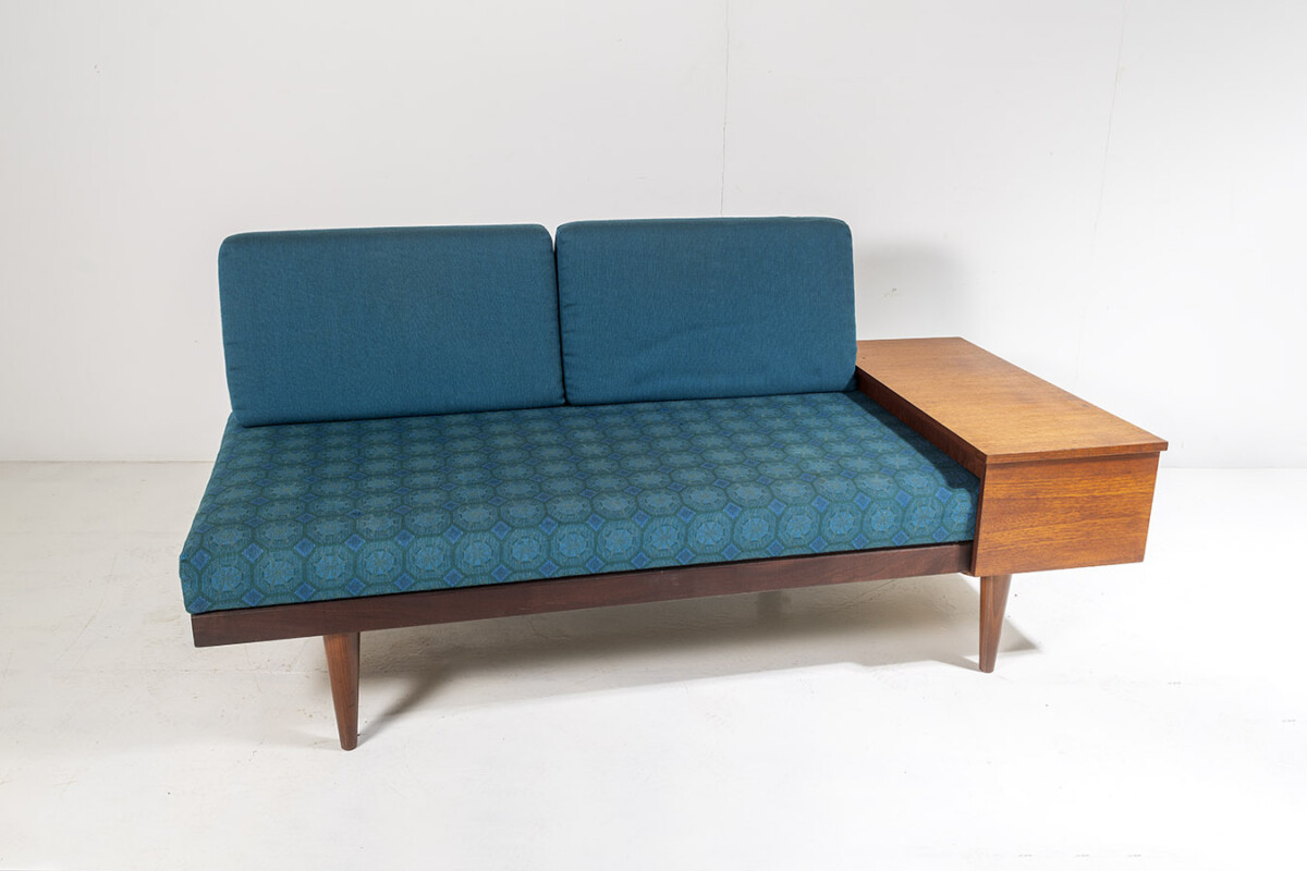 1960s Mid Century Teak 'Svanette' Daybed Sofa by Ingmar Relling in its Original Fabric - Image 3