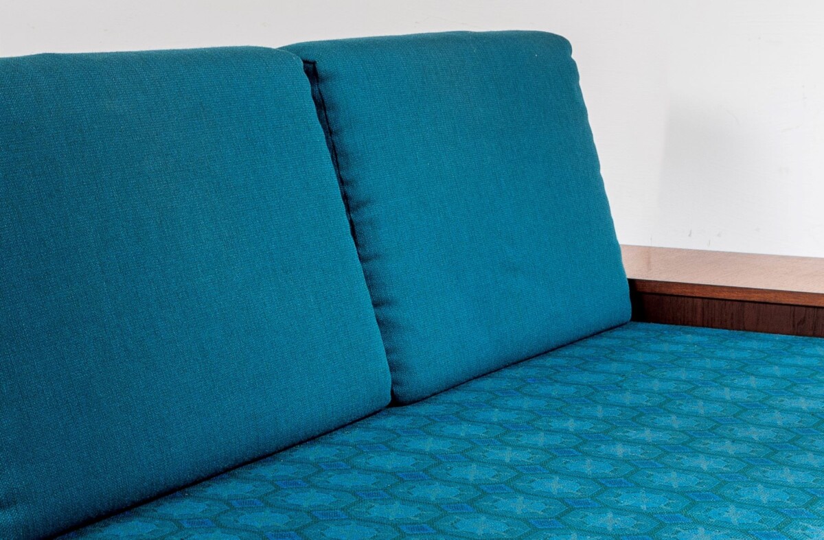 1960s Mid Century Teak 'Svanette' Daybed Sofa by Ingmar Relling in its Original Fabric - Image 15