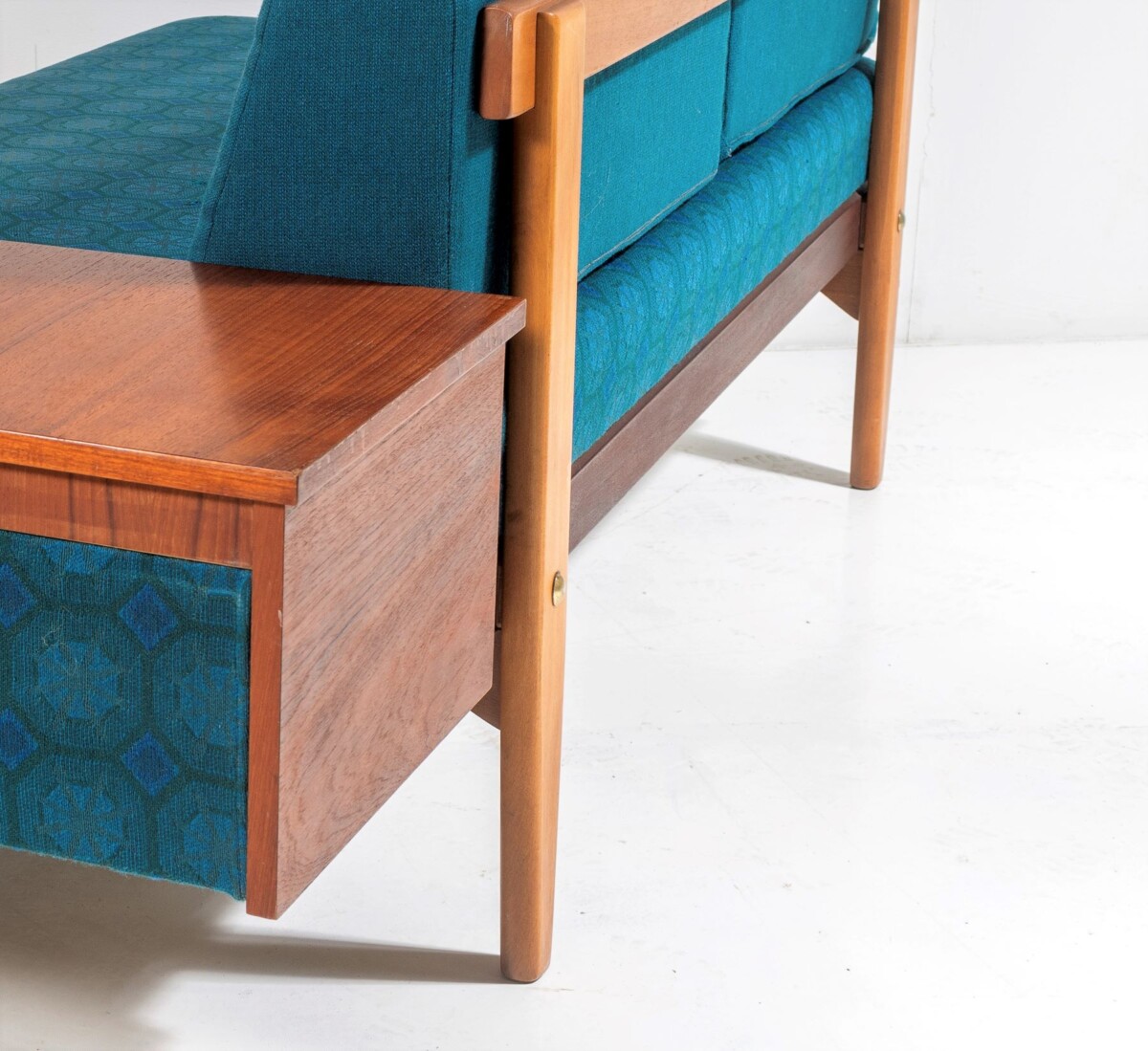 1960s Mid Century Teak 'Svanette' Daybed Sofa by Ingmar Relling in its Original Fabric - Image 9
