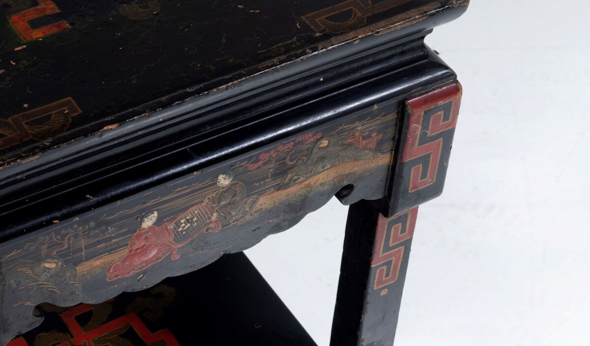 19th Century Black Lacquered Chinese Oriental Decorative Chinoiserie Occasional Side Table - Image 10
