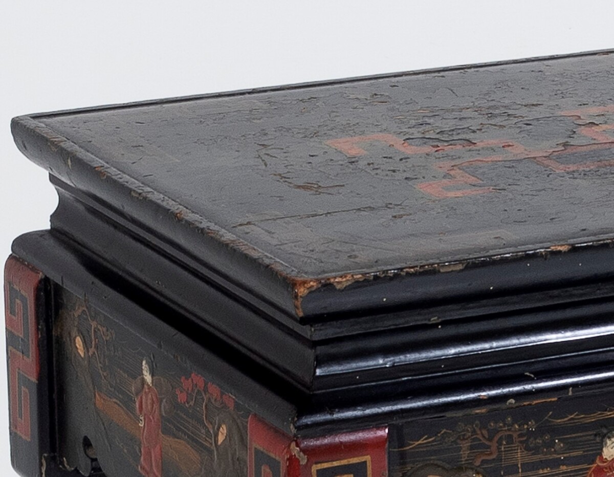 19th Century Black Lacquered Chinese Oriental Decorative Chinoiserie Occasional Side Table - Image 7
