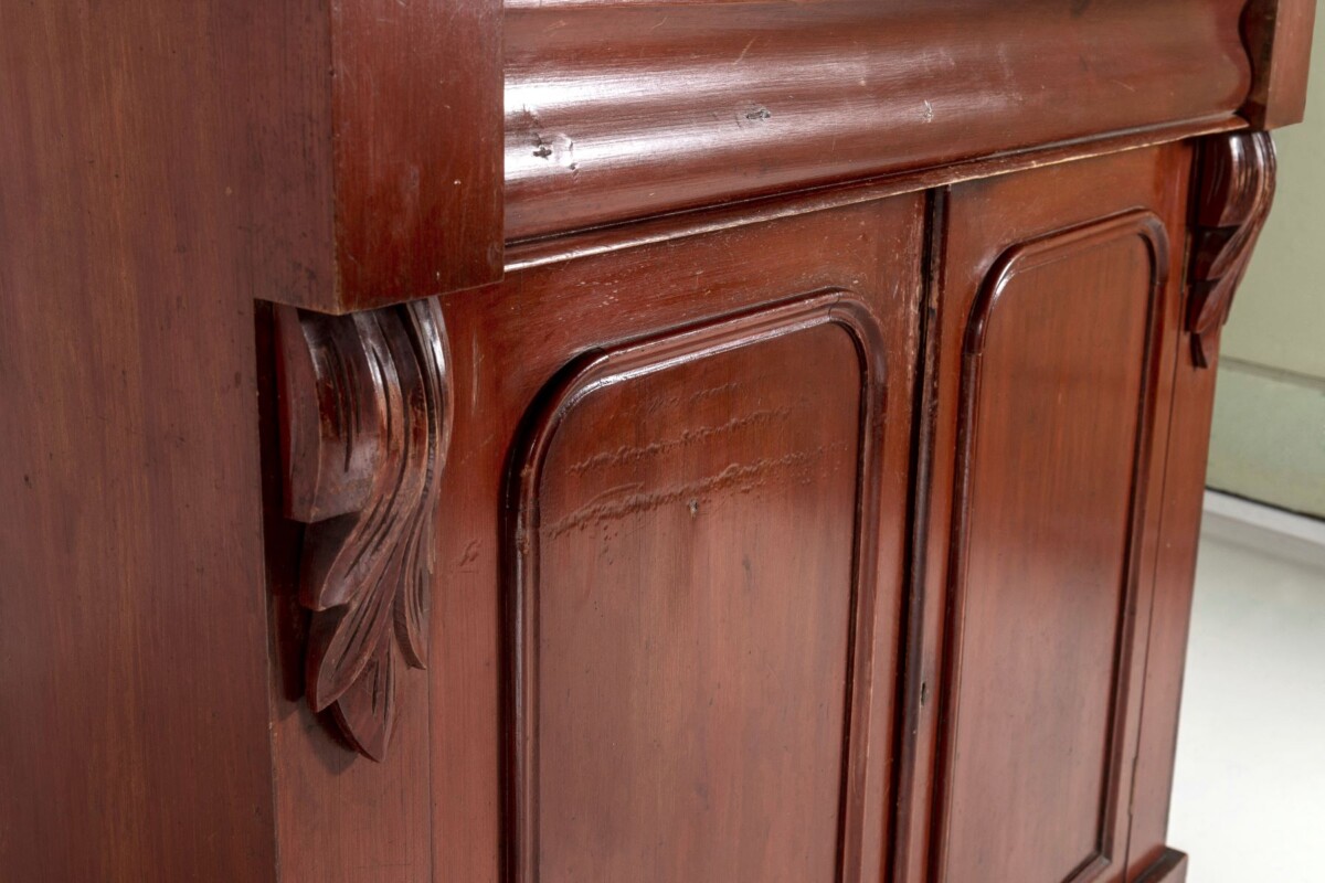 Tall Victorian Dresser unit Bookcase with original Glazing and Red Brown Lacquer - Image 8