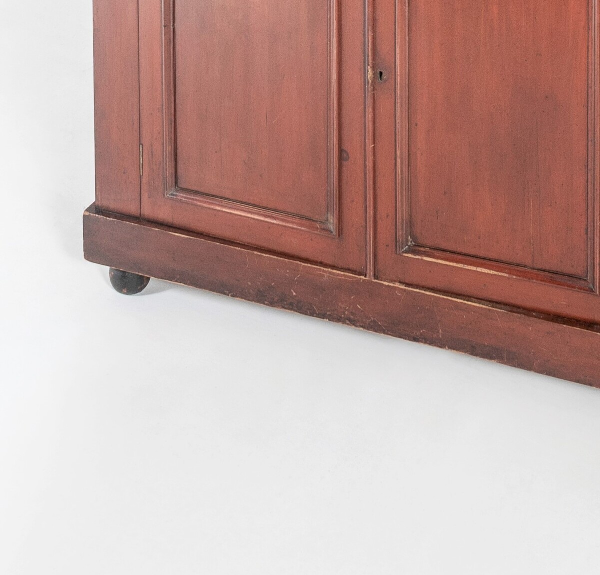 Tall Victorian Dresser unit Bookcase with original Glazing and Red Brown Lacquer - Image 5