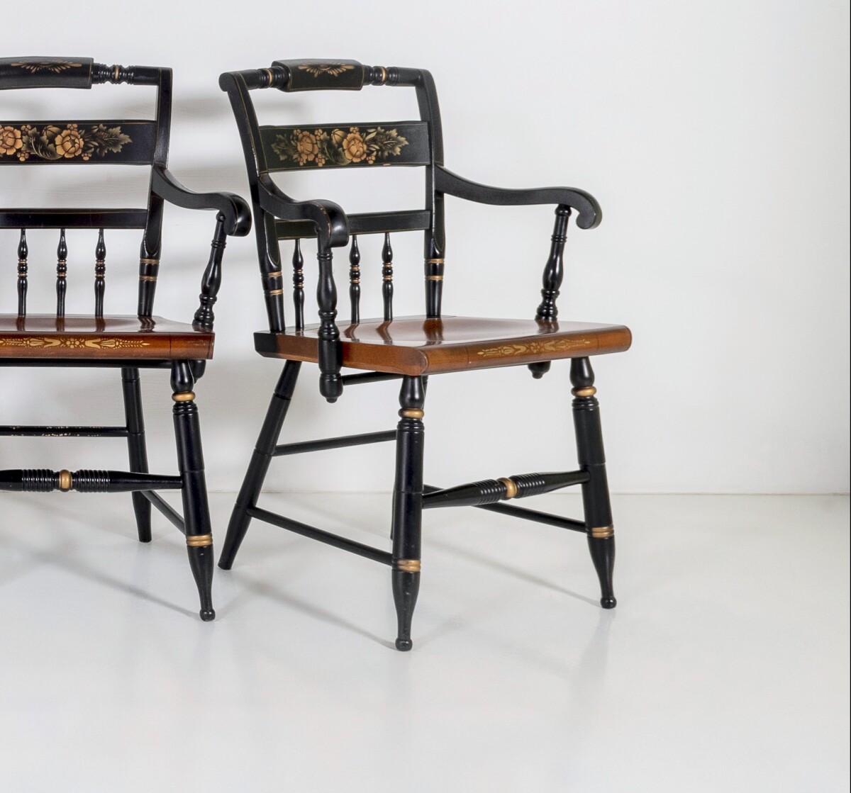 Set of 4 - L. Hitchcock Stencilled Painted Black Solid Maple Dining Chairs - Image 6