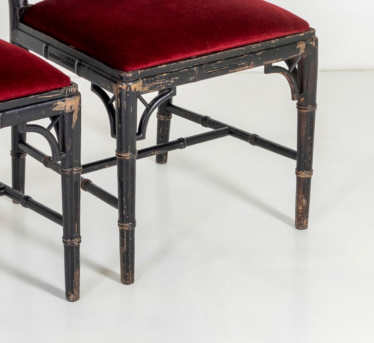 A Pair of Ebonised Faux Bamboo Chinese Chippendale Style Occasional Chairs - Image 5