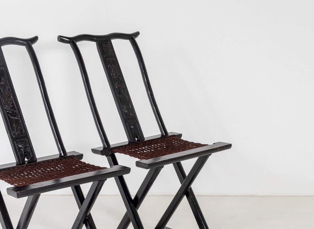 A Pair of Ebonised Chinese Folding Occasional Hall Chairs Late Qing, Early Republic Era - Image 4