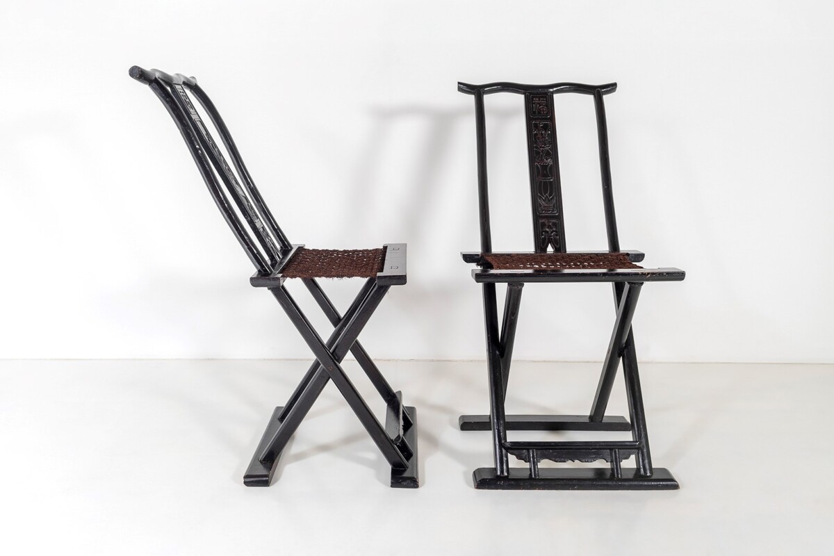 A Pair of Ebonised Chinese Folding Occasional Hall Chairs Late Qing, Early Republic Era - Image 8