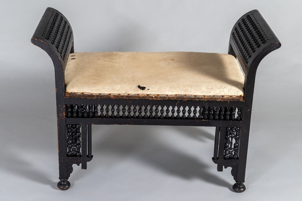 An Early 20th Century Ebonised Moorish Window Bench Seat - Liberty & Co - Image 4