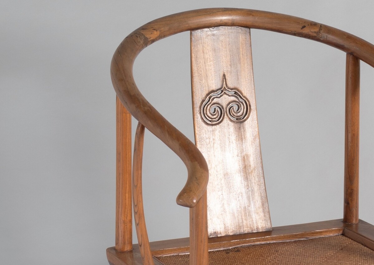 A 19th Century Antique Chinese Elm Horseshoe Armchair Late Qing - Image 15