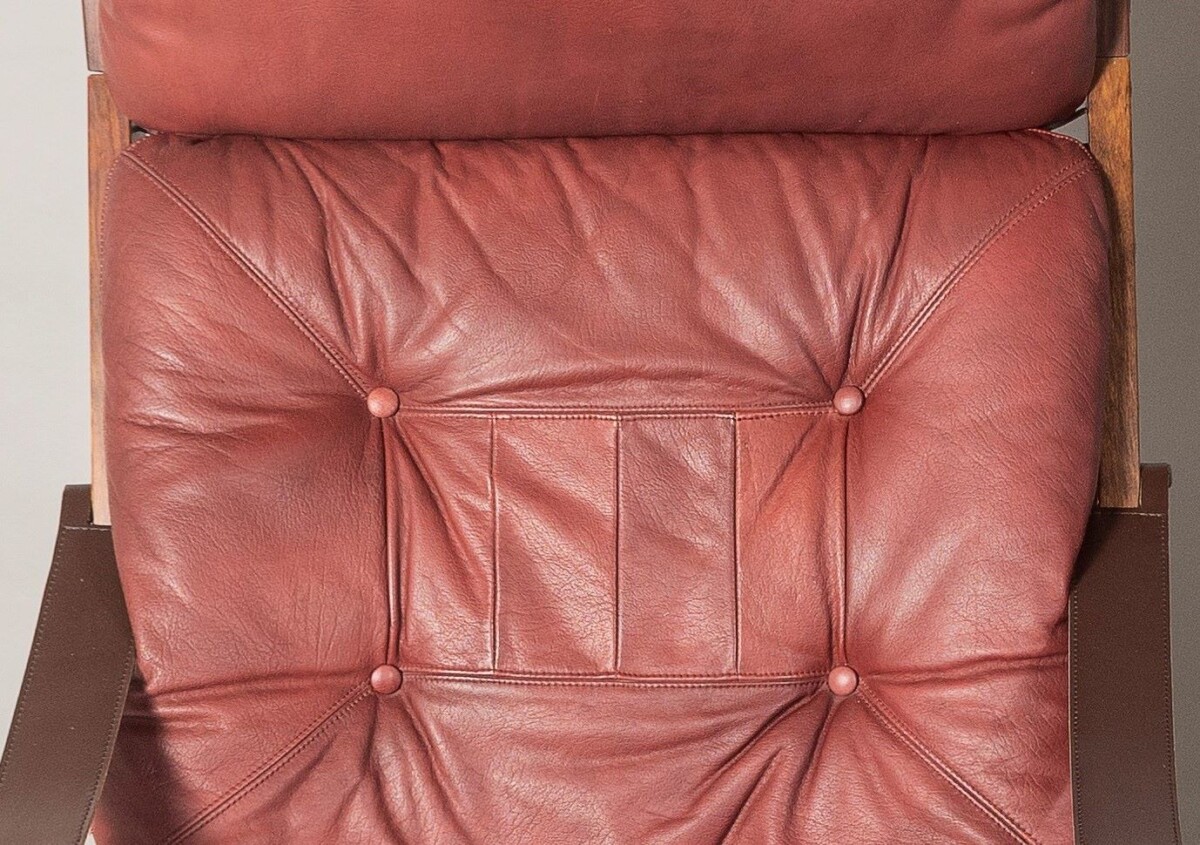 Pair of mid-Century Torbjørn Afdal Hunter-Safari High-Back Leather Lounge Chairs - Image 5