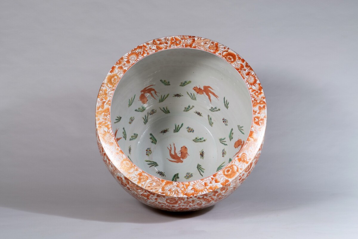 Huge Scale 32" Decorative Chinese Porcelain Fish Bowl Jardinière Planter - Image 7
