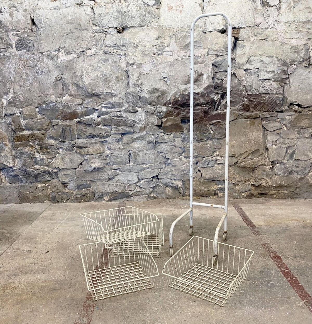 1970s Mid Century Vintage Wire Basket Metal Shop Rack | Kitchen Storage - Image 5