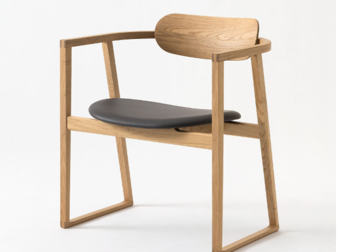 HIDA Suwari Lounge Chair with Upholstered Seat - Japanese Oak