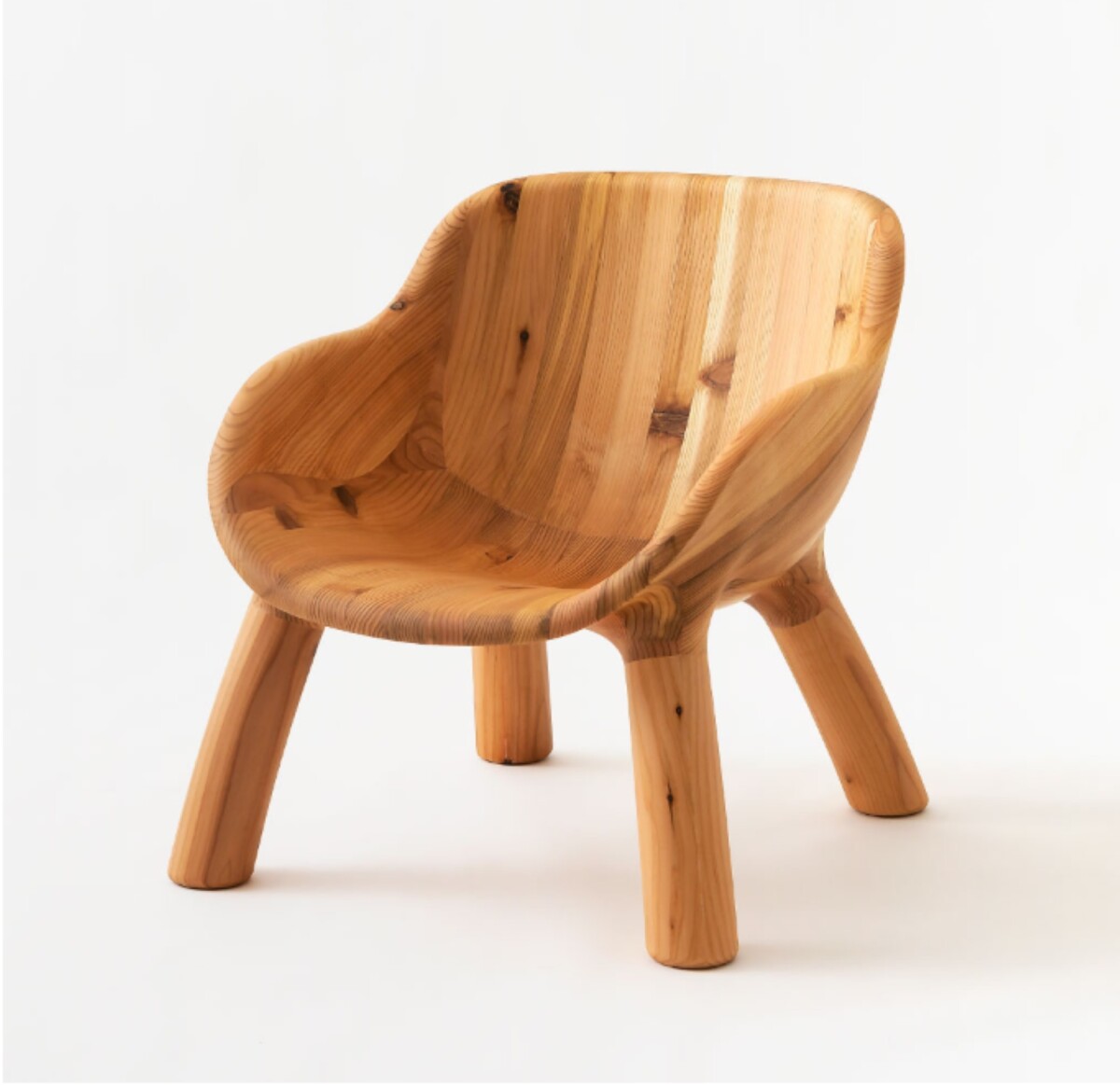 HIDA Shinra Cedar Lounge Tree Chair | By ATSUHIKO MISAWA