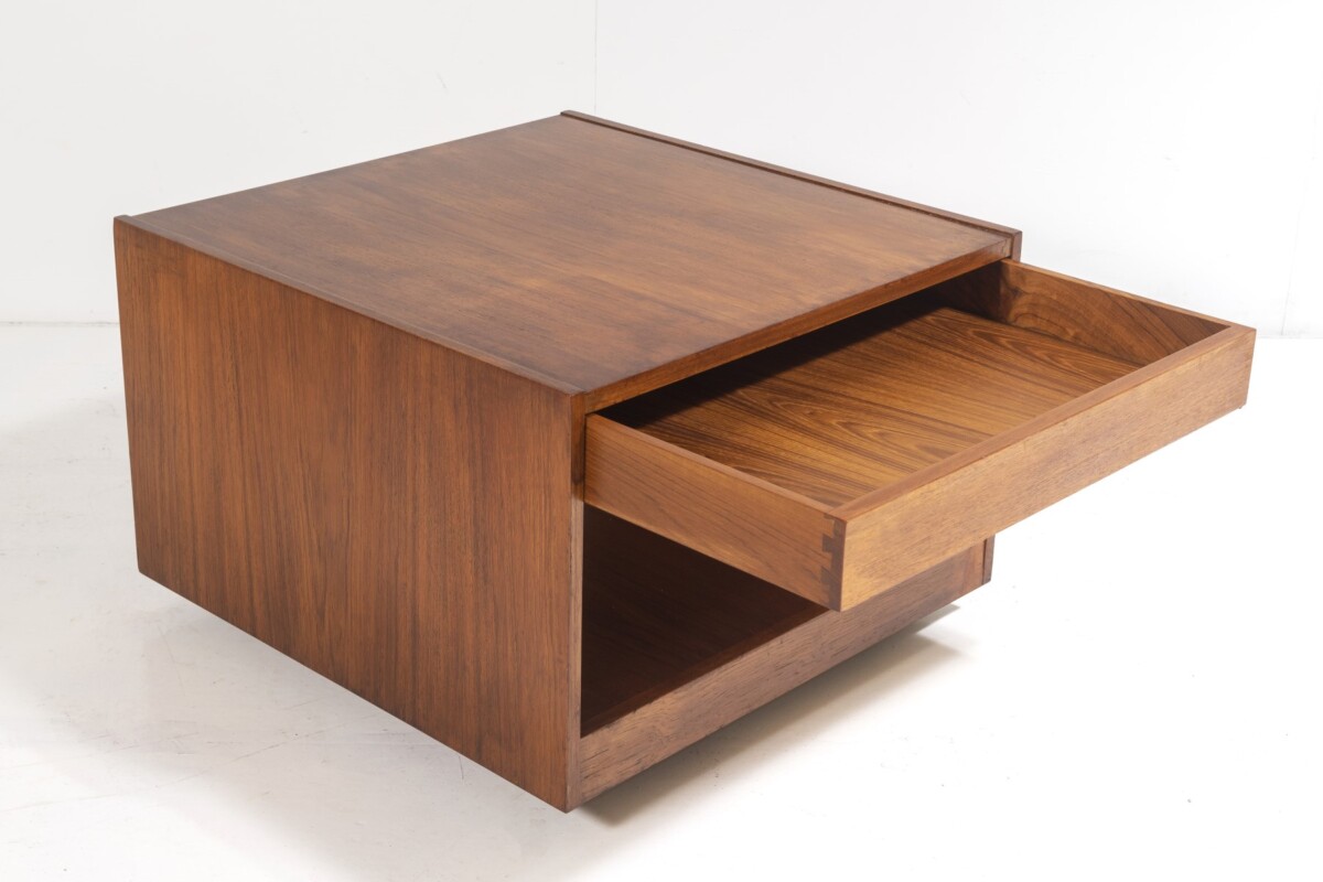 1960s Mid Century Square Cube Teak Coffee Table with Double Sided Drawer - Image 4