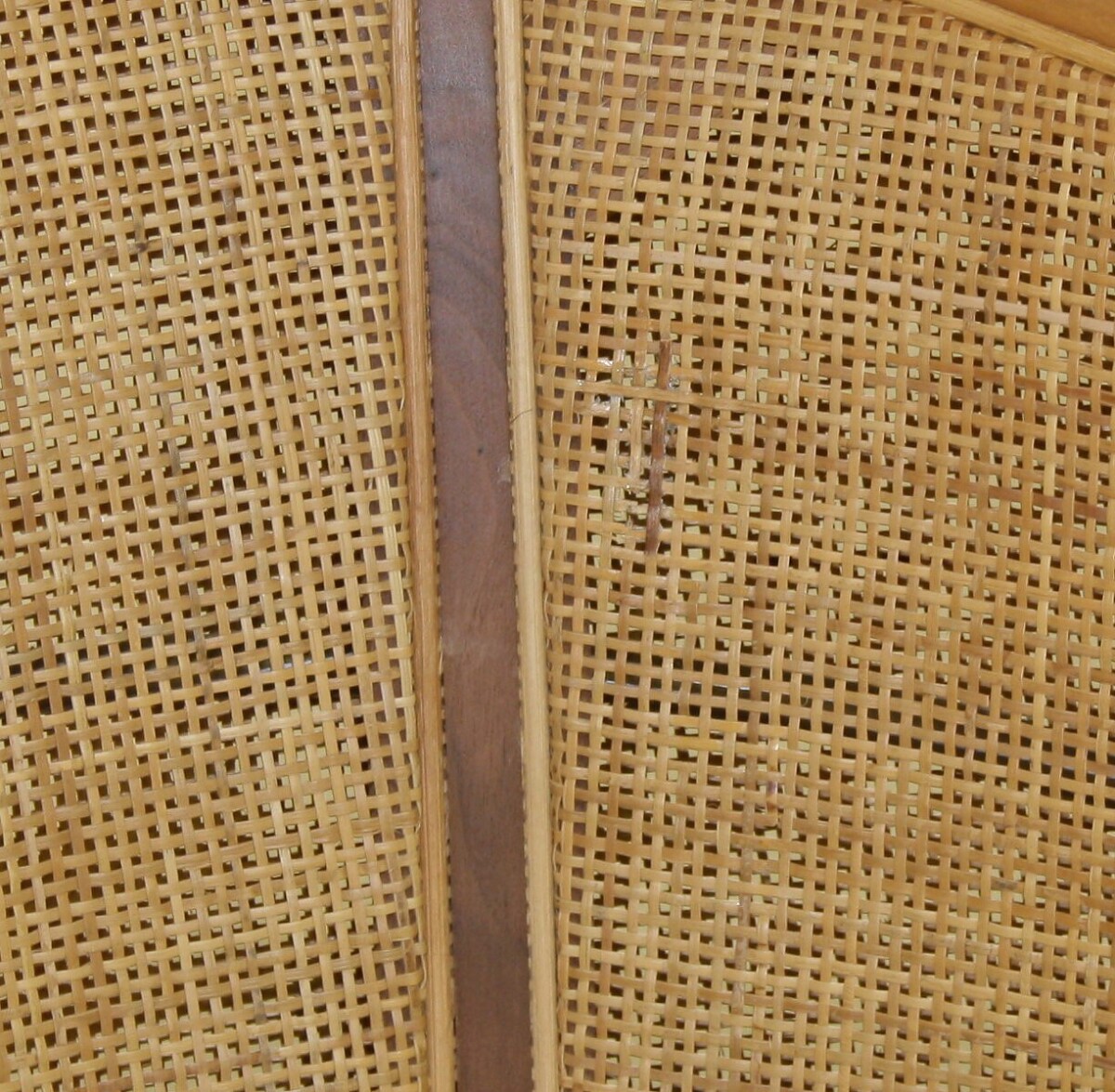 A pair of 'Mozart' Woven Rattan Italian Lounge Armchairs By Flexform - Image 21