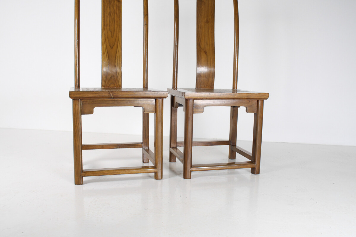 A Pair of Lacquered Chinese Northern Elm Yoke Back 'Officials Hat' Chairs - Image 8