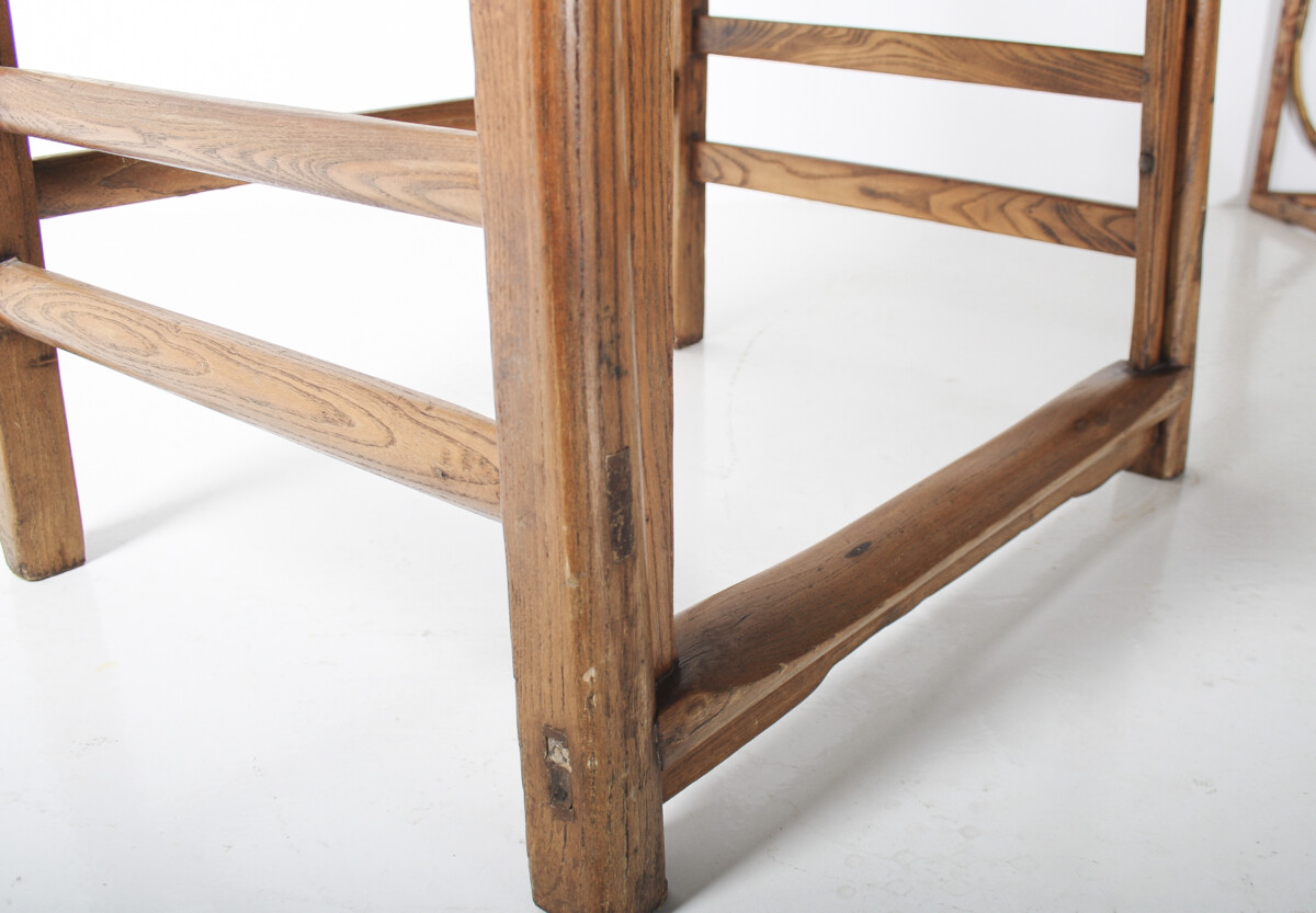 Antique 19th Century Chinese Elm Quanyi Horseshoe Back Armchair - Image 13