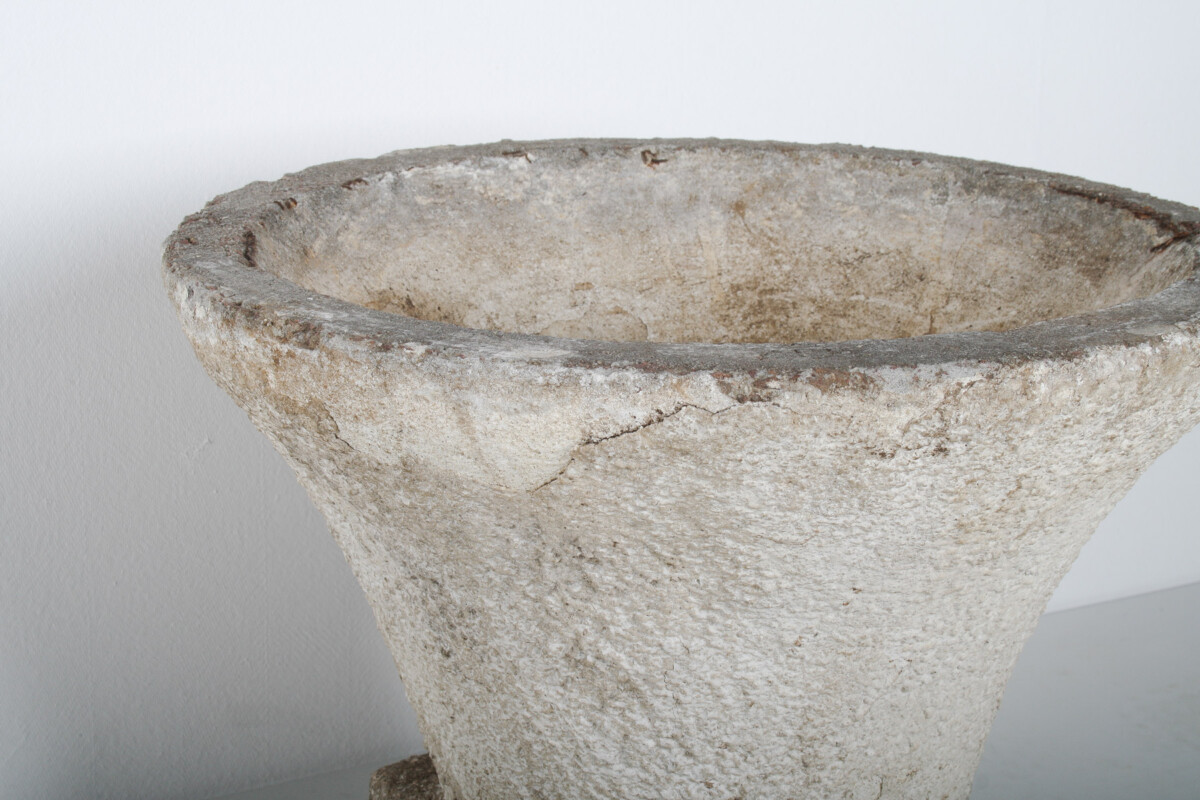 Mid Century Concrete Garden House Planter with Weathered Patina in the manner of Willy Guhl - Image 11