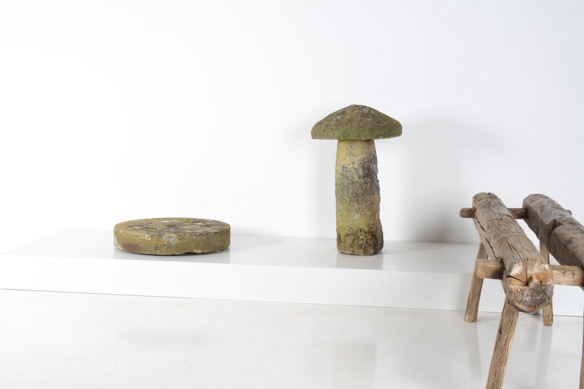 Old Weathered Carved Stone Staddlestone Mushroom Garden Ornament - Image 7