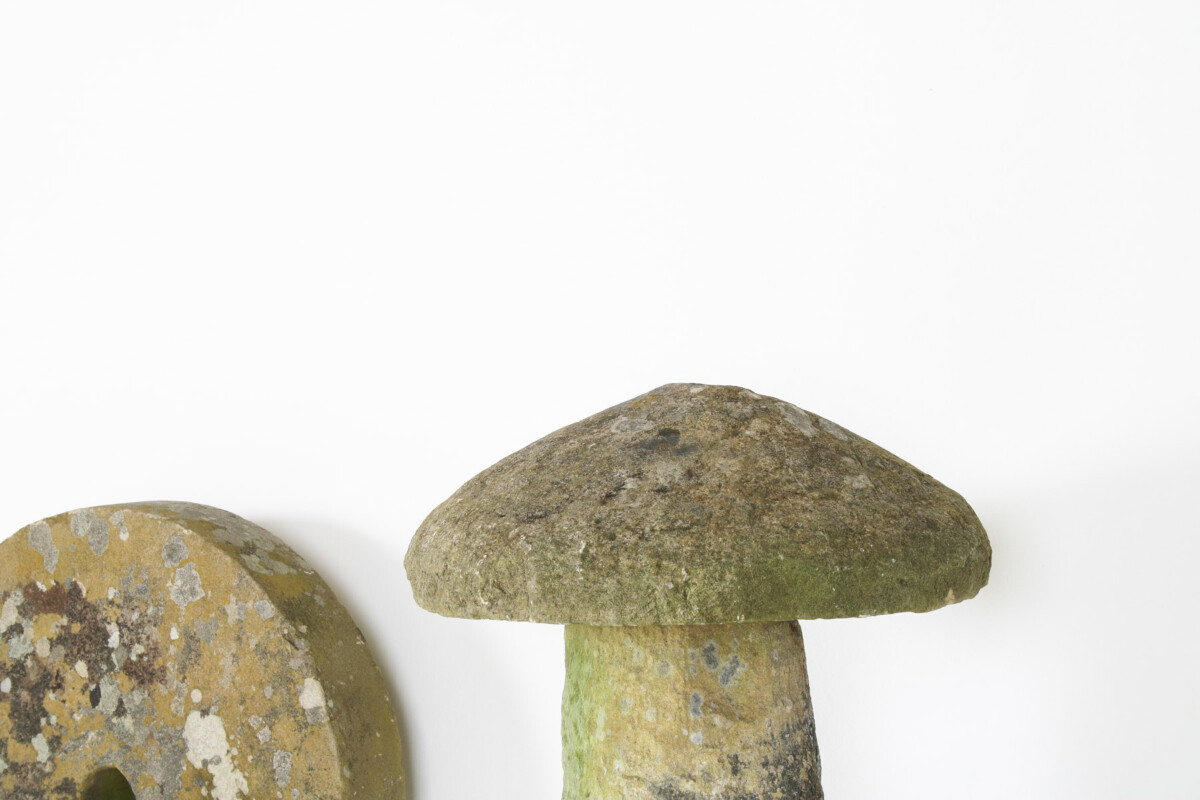 Old Weathered Carved Stone Staddlestone Mushroom Garden Ornament - Image 2