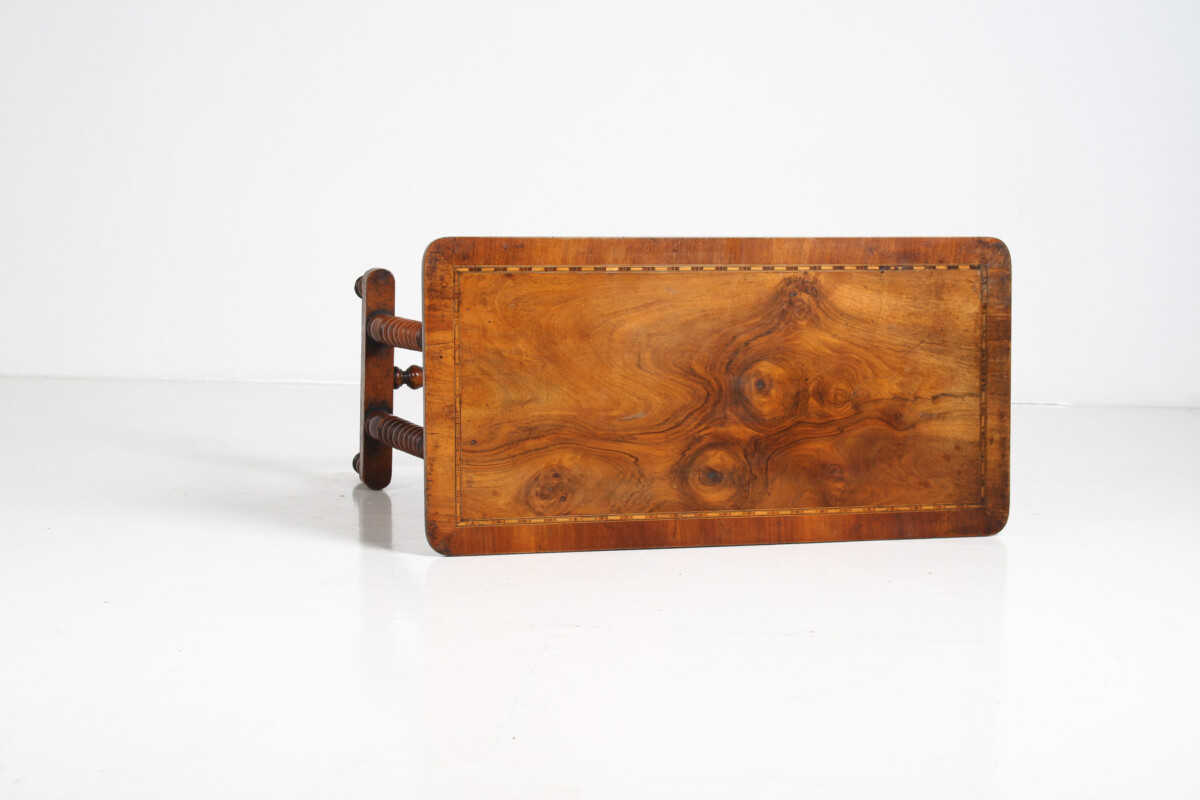 An elegant 19th Century Figured Walnut Bobbin Leg Stretcher Side Table - Image 15