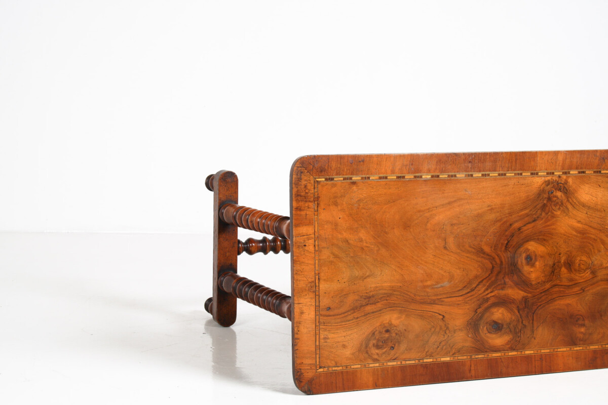 An elegant 19th Century Figured Walnut Bobbin Leg Stretcher Side Table - Image 16