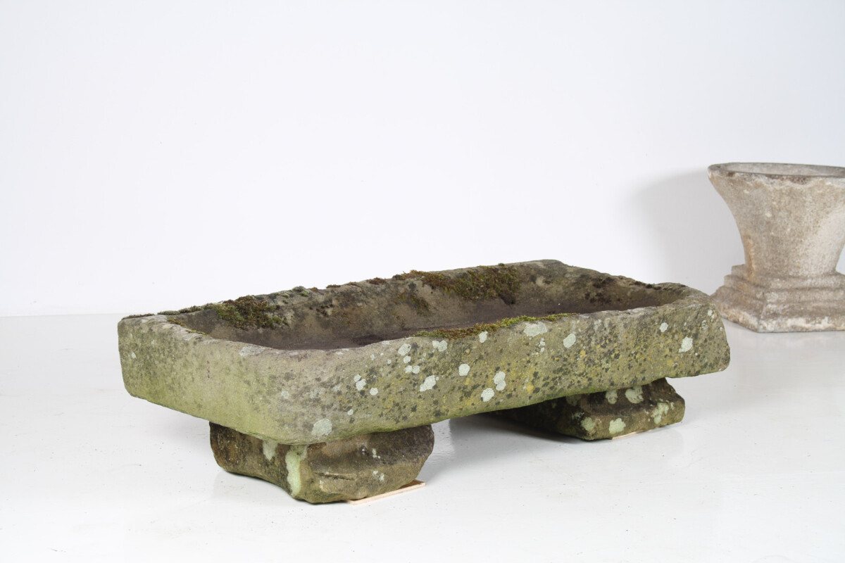A Large Rectangular Carved Stone Trough Planter Garden Feature on Pedestal - Image 4