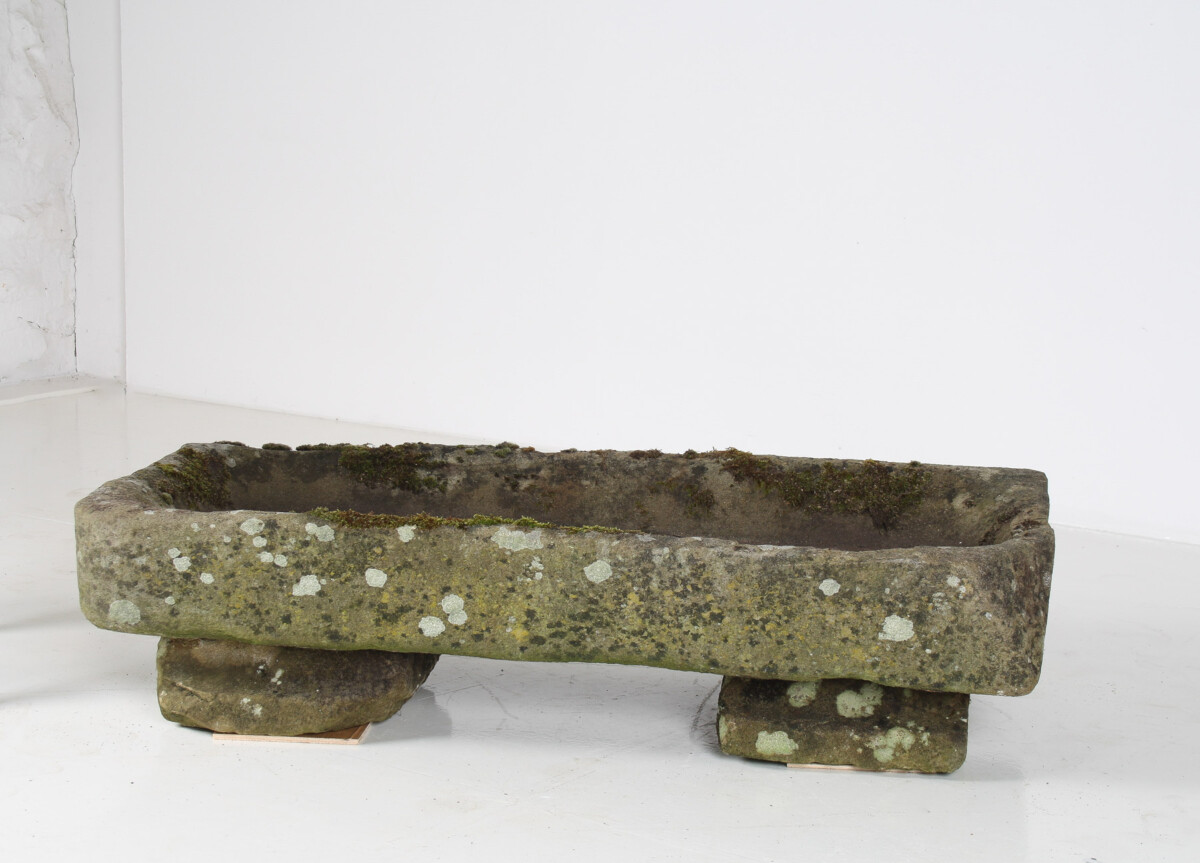 A Large Rectangular Carved Stone Trough Planter Garden Feature on Pedestal - Image 5