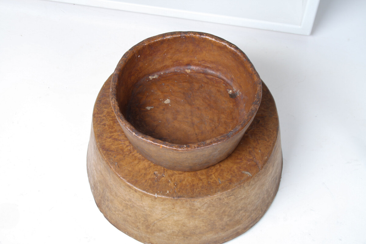 Unusual Large Decorative Antique Papier Mâché Bowl - Image 11