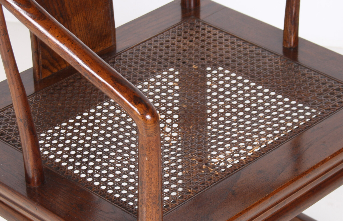 An Antique Chinese Horseshoe Hongmu Late Qing Chair - Image 8