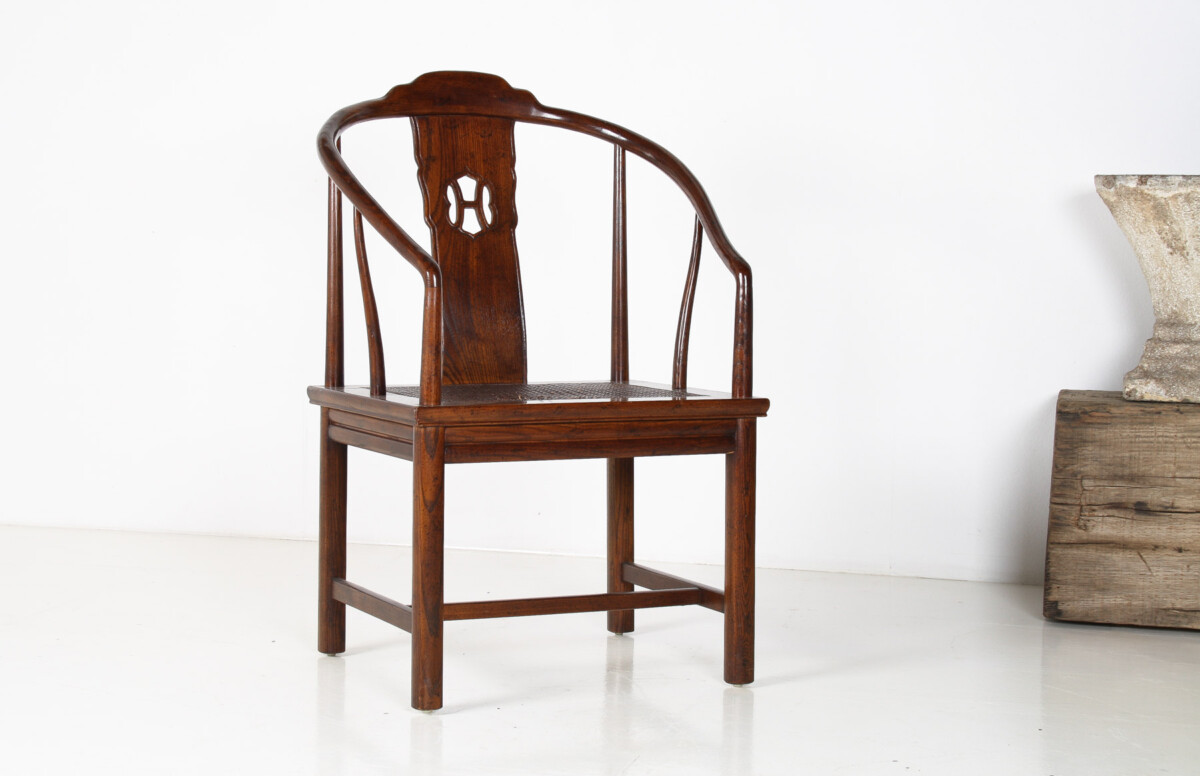 An Antique Chinese Horseshoe Hongmu Late Qing Chair - Image 4