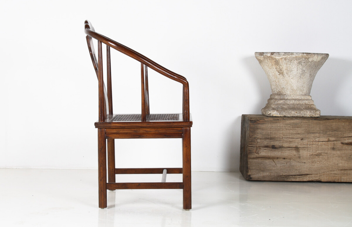 An Antique Chinese Horseshoe Hongmu Late Qing Chair - Image 5