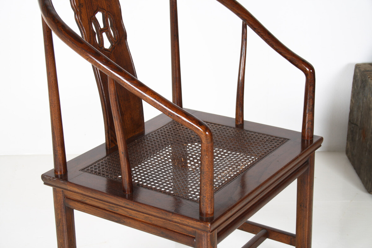 An Antique Chinese Horseshoe Hongmu Late Qing Chair - Image 7