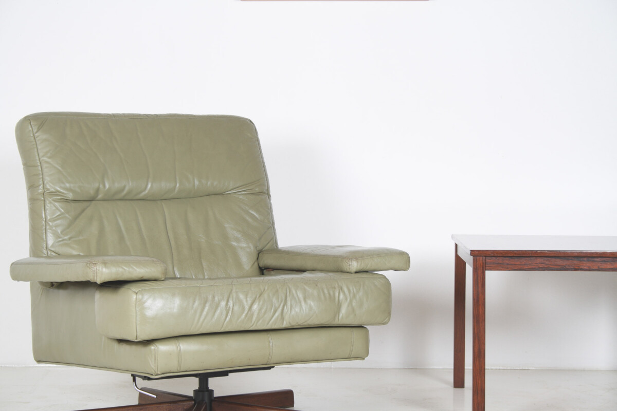 Danish Mid-Century 1960s Sage Green Leather Swivel Lounge Chair with Tilt - Image 3