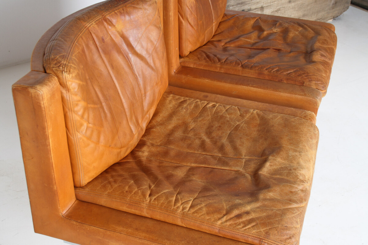 A Pair of Robert Haussmann for De Sede DS-201 Mid Century Tan Leather Chairs - Image 17