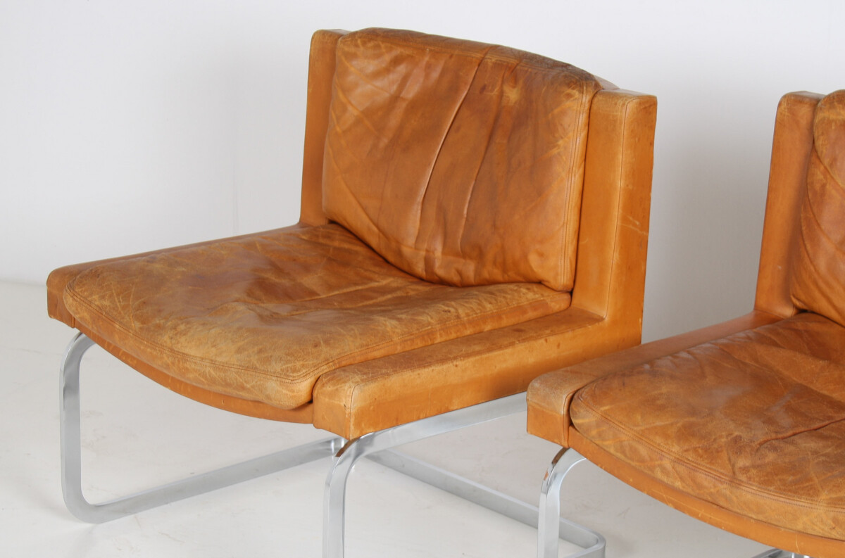 A Pair of Robert Haussmann for De Sede DS-201 Mid Century Tan Leather Chairs - Image 7