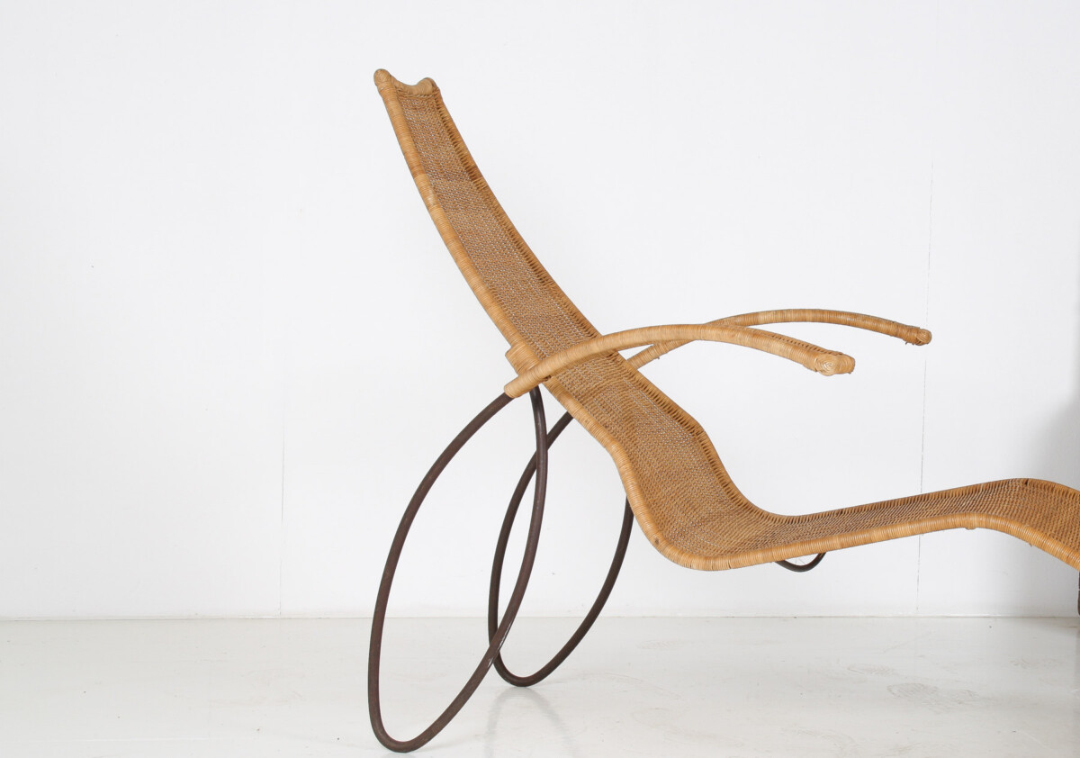 1930s Modernist Wrought Iron Frame Wicker Sun Longer Chaise with Arms and Footrest - Image 12