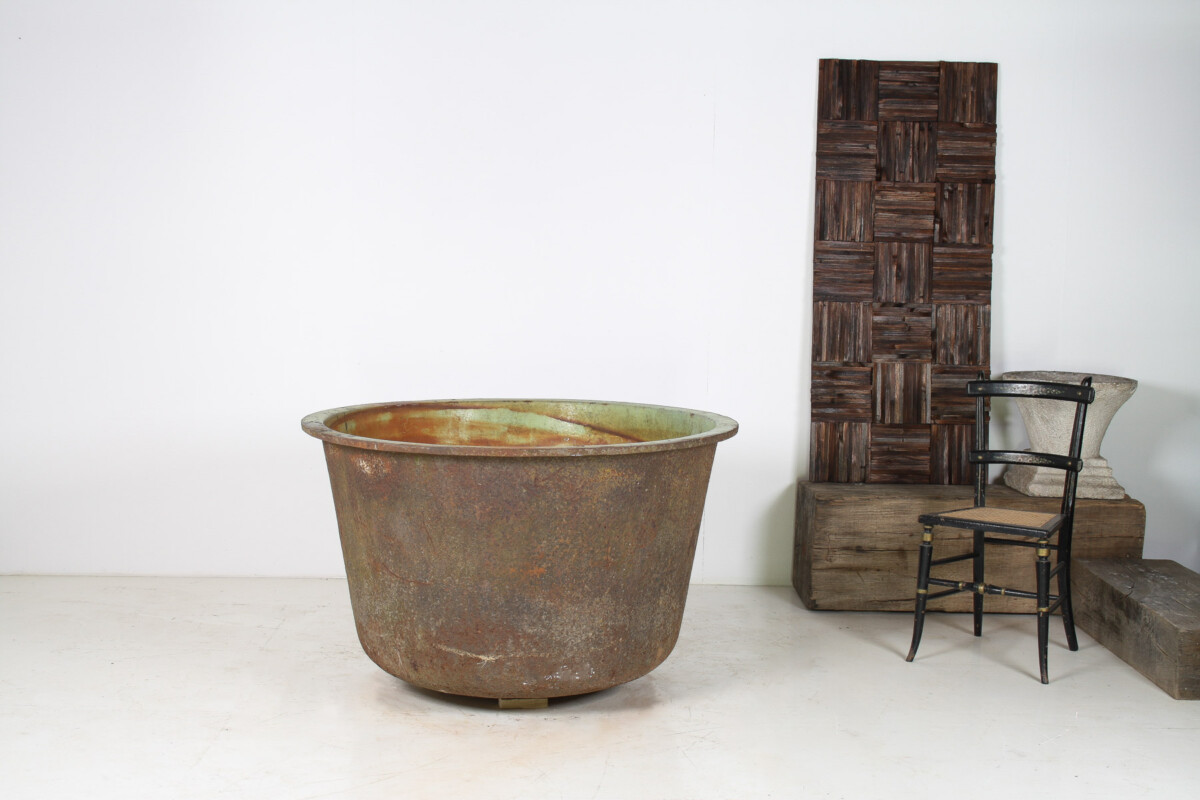 A Large-Scale 4ft Antique Cast Iron Cauldron Planter Pot with Enamelled Verdigris Patina - Image 3