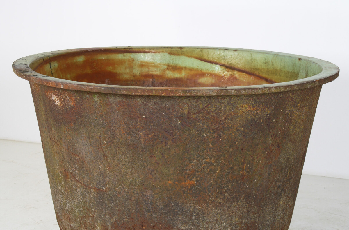A Large-Scale 4ft Antique Cast Iron Cauldron Planter Pot with Enamelled Verdigris Patina - Image 12