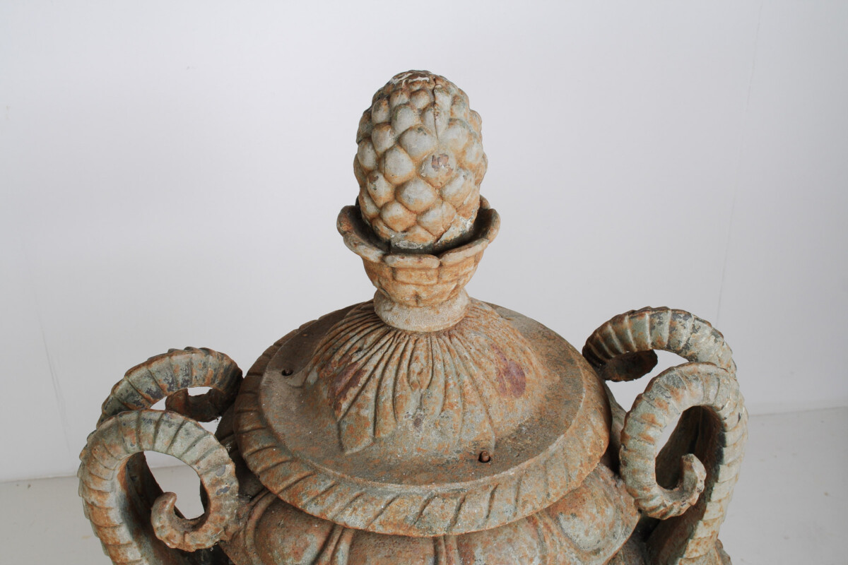 Outstanding Large-Scale Decorative Cast Iron Victorian Garden Urn Feature - Image 14