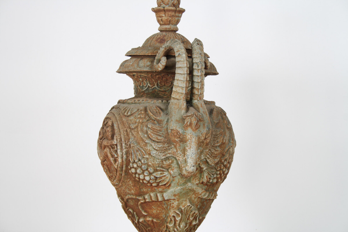 Outstanding Large-Scale Decorative Cast Iron Victorian Garden Urn Feature - Image 17