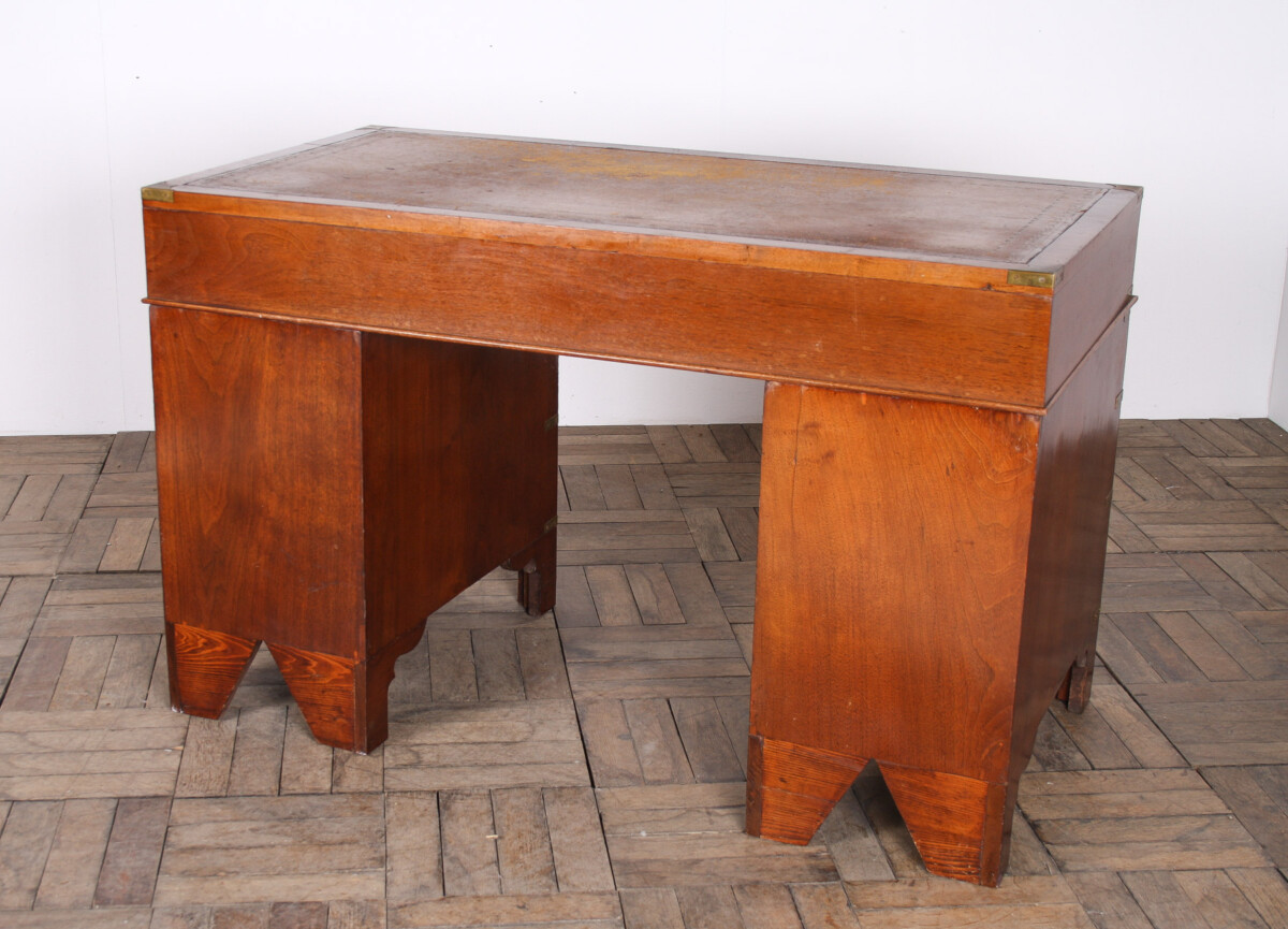 Original 19th-Century Antique British Campaign Desk Writing Table with Leather Top - Image 12