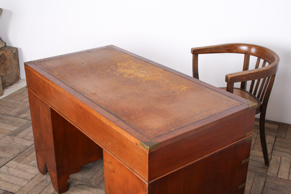 Original 19th-Century Antique British Campaign Desk Writing Table with Leather Top - Image 13